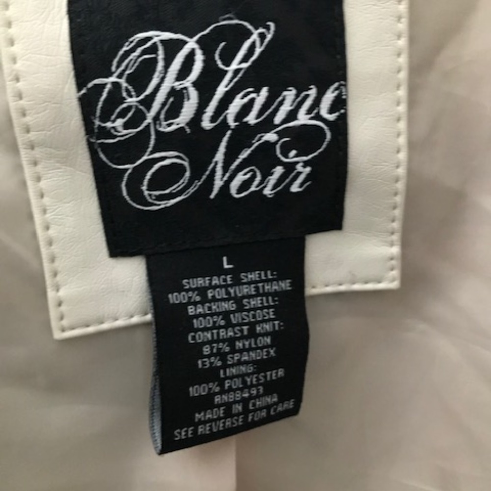 Womans Fall Jacket - Picture 4 of 4
